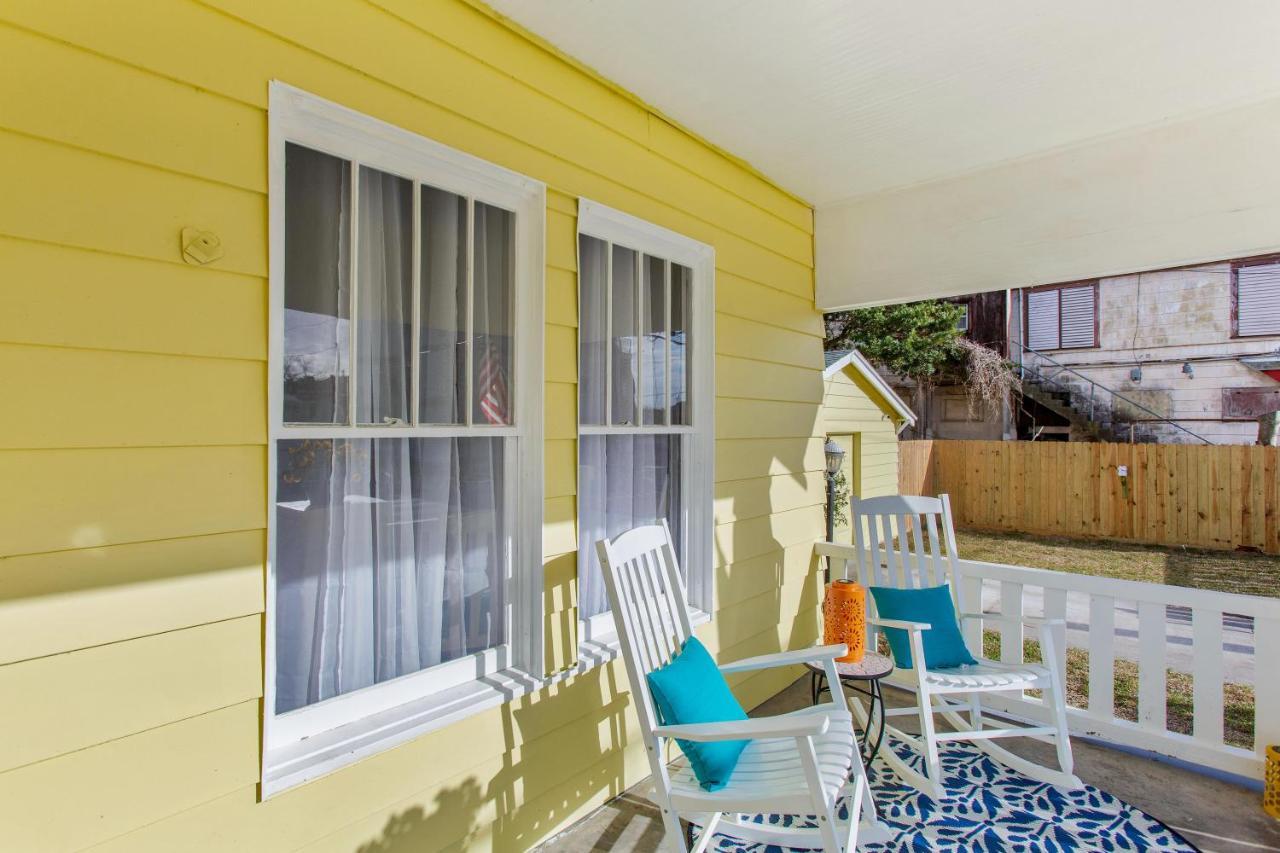Chateau Des Amis Galveston Exterior foto