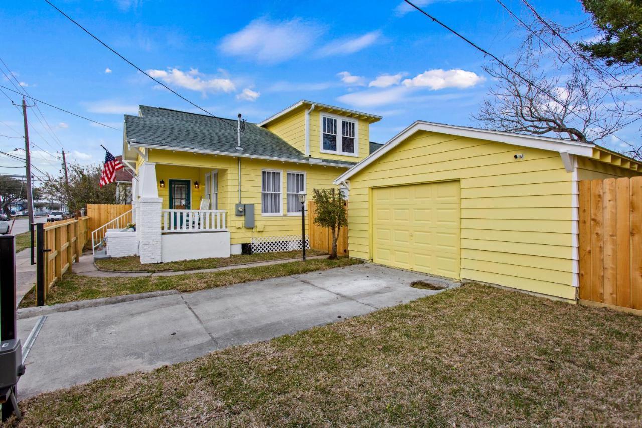 Chateau Des Amis Galveston Exterior foto